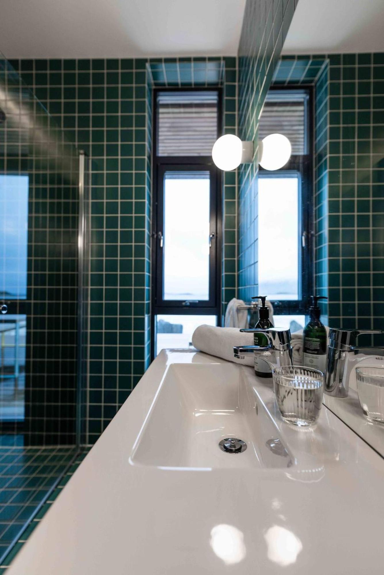Exclusive Beach House Ramberg - Your Private Oasis Eksteriør bilde